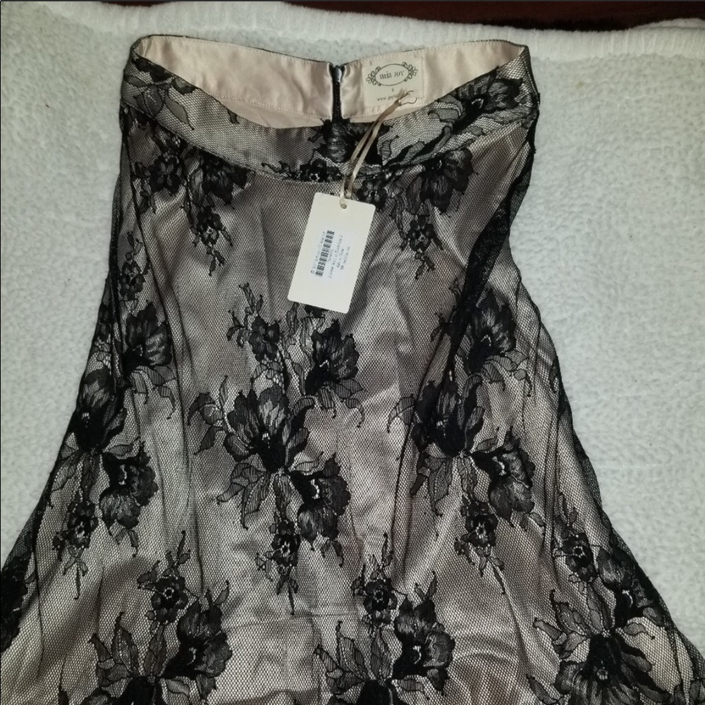 Mia Joy Lace Skirt sz S